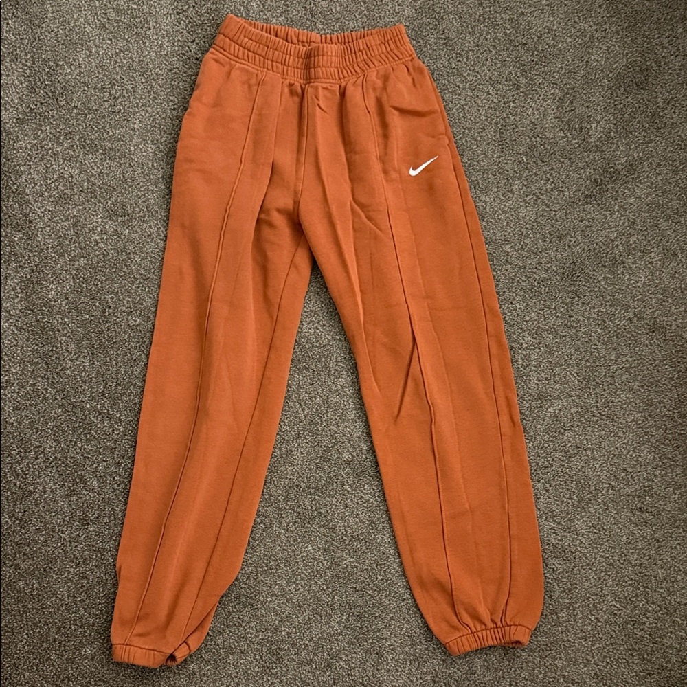 Nike joggers